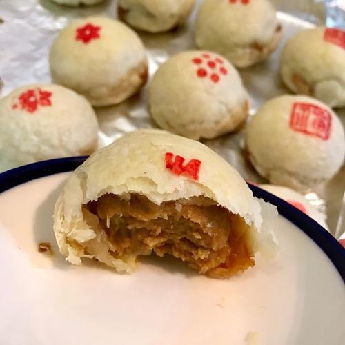 探秘古早味 辣腚眼子手作鲜肉月饼